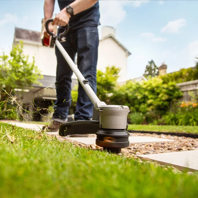 Accugazontrimmer met 2Ah batterij en lader